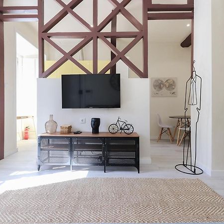 Bright Santa Catarina By Homing Apartment Lisbon Bagian luar foto